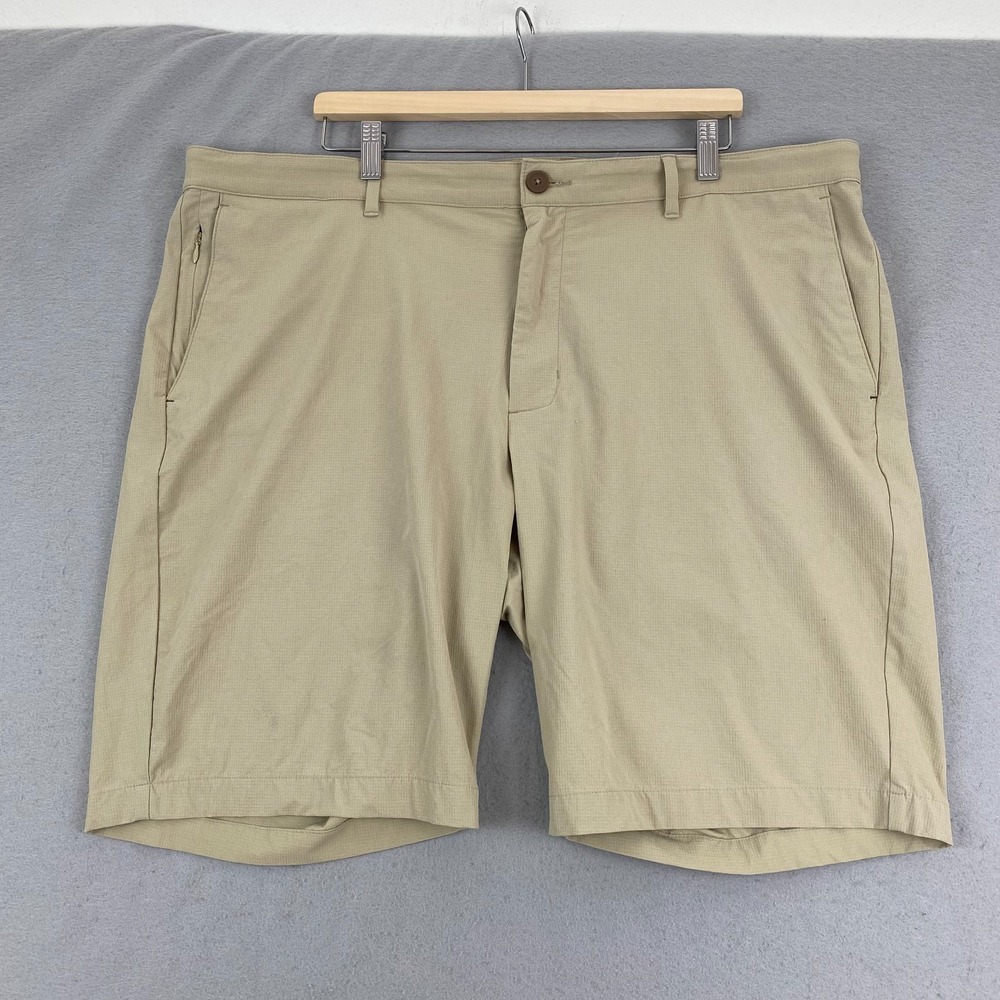 Tommy Bahama Mens Chino Shorts 43 Island Zone Chip Shot Performance beige 10"